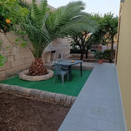 Sale E Sole Sul Mare Bed and breakfast Avola